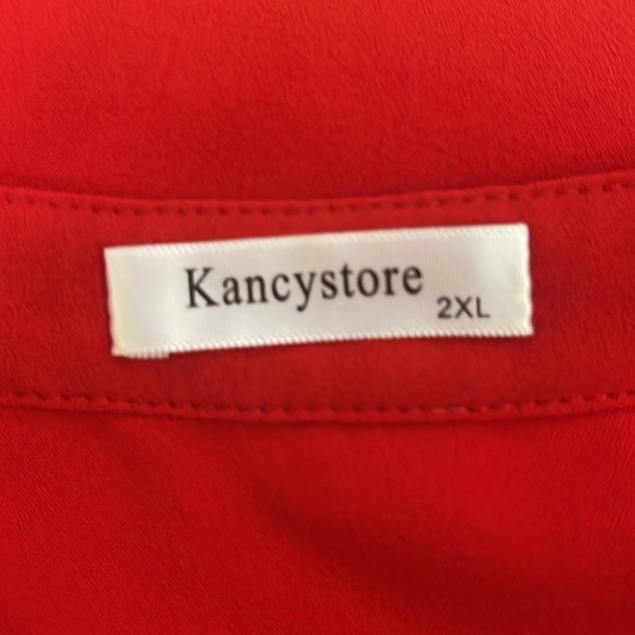 Kancystore red V neck blouse. Size 2XL - Picture 6 of 8